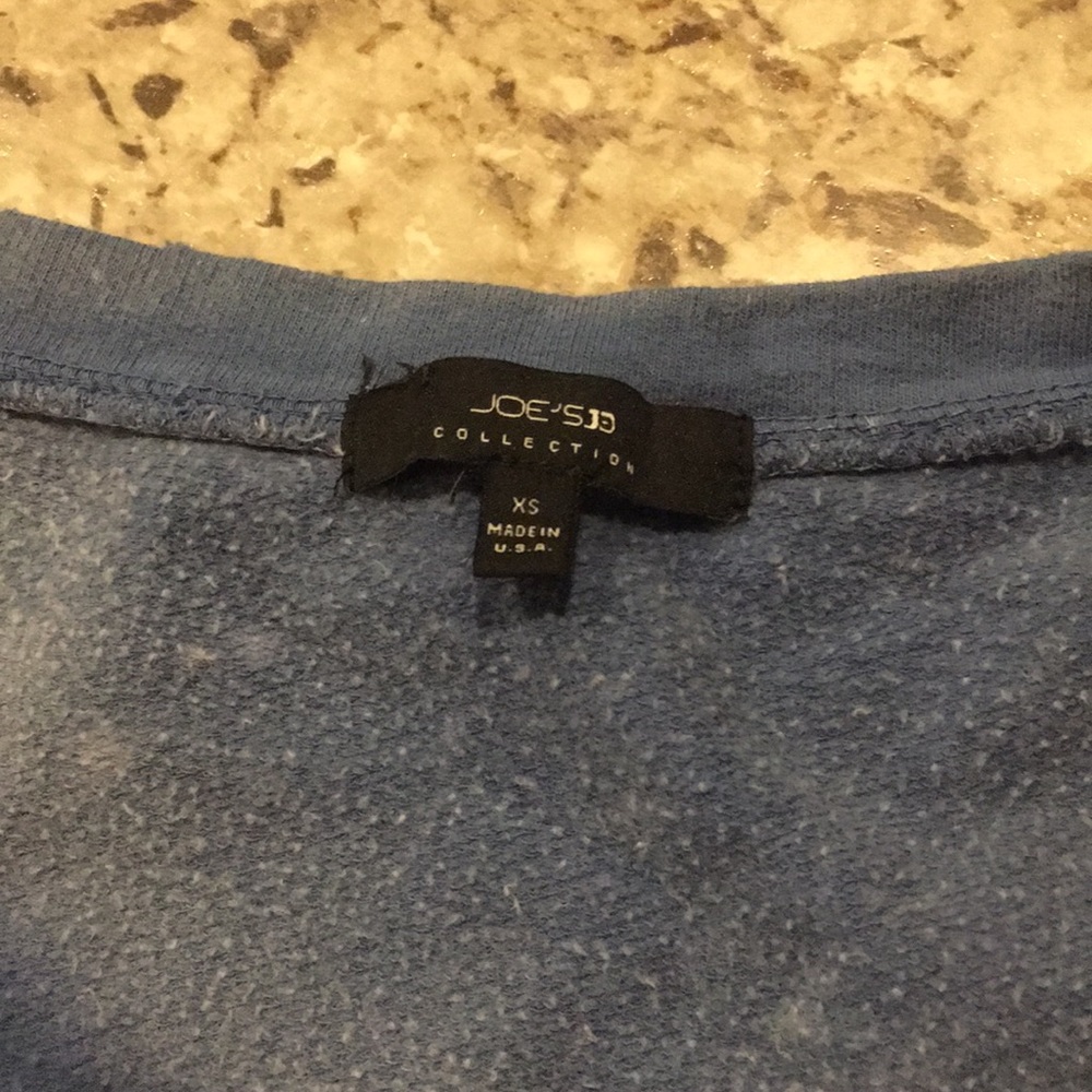 Sweater - Picture 4 of 4